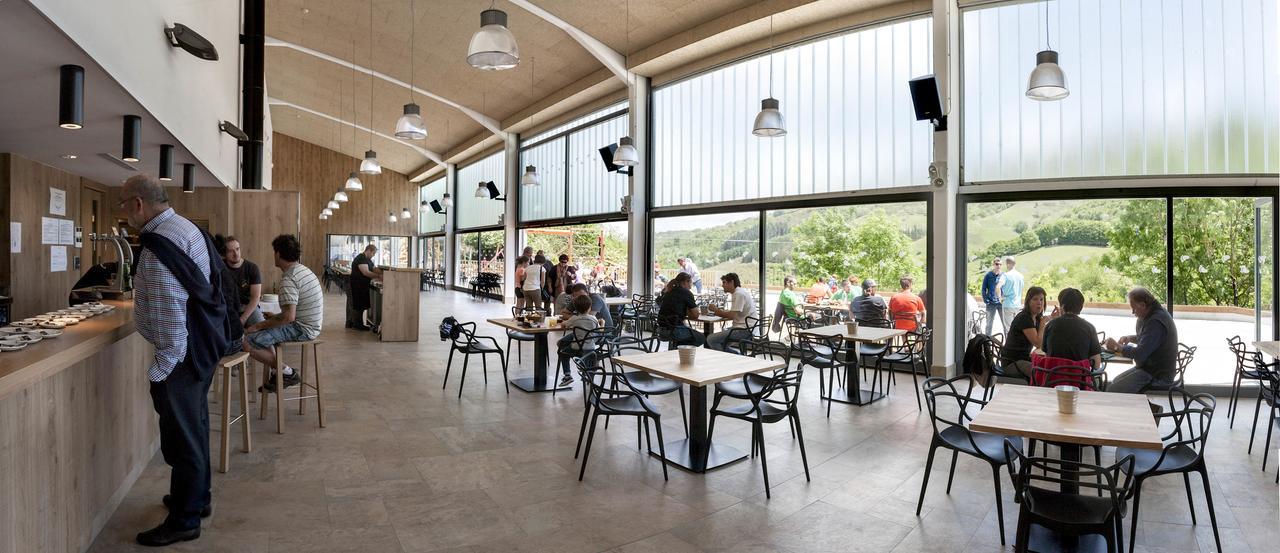 Youth Hostel Non Stop Inn By Irrisarri Land Igantzi Exteriör bild